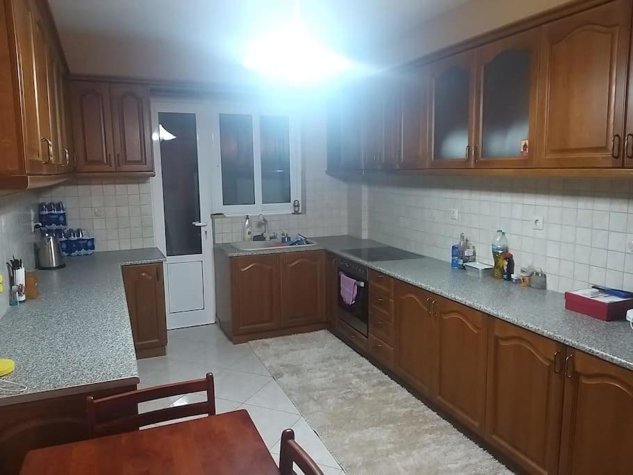 デルポイΌμορφο Διαμερισμα Με Δυο Κρεβατοκάμαρεςアパートメント エクステリア 写真